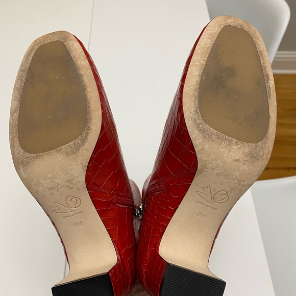 AERON RED HOT EMBOSSED CROCO BOOTIES by Joan Oloff Size 8 - Picture 11 of 11